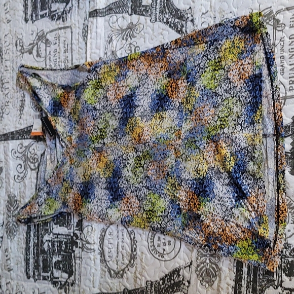 Apostrophe tank top - Picture 3 of 4